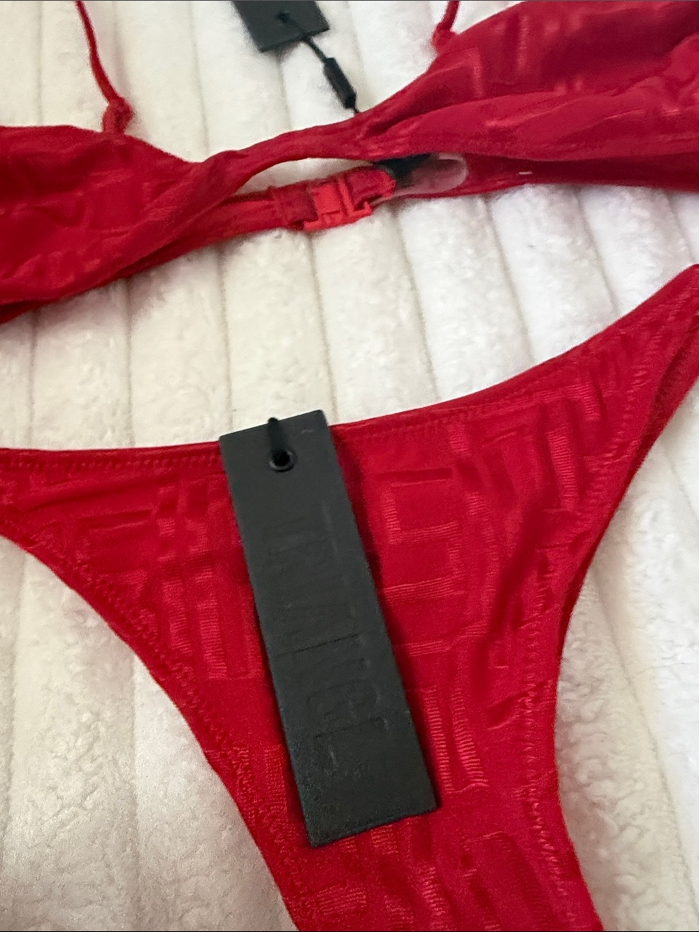 NWT Triangl Women’s Red Bikini Set - Picture 2 of 5